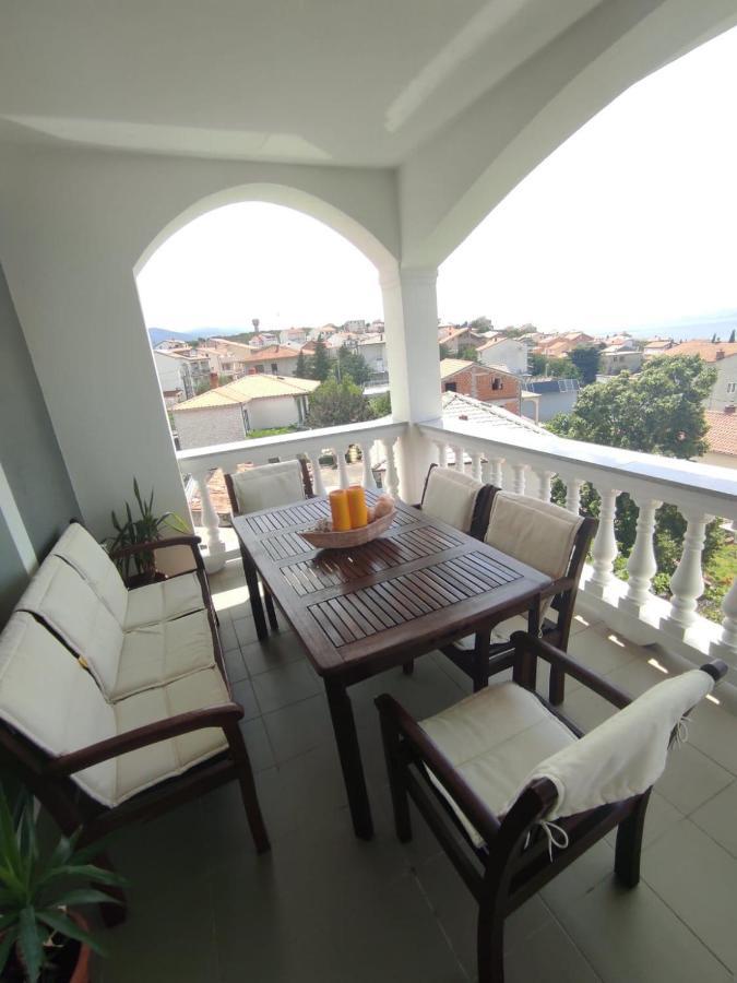 Apartman Mila Novi Vinodolski Buitenkant foto